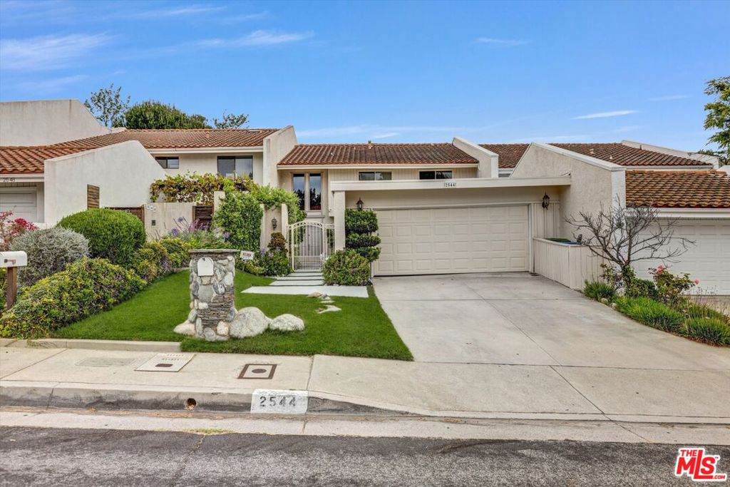 https://bt-photos.global.ssl.fastly.net/socal/orig_boomver_2_448581477-2.jpg