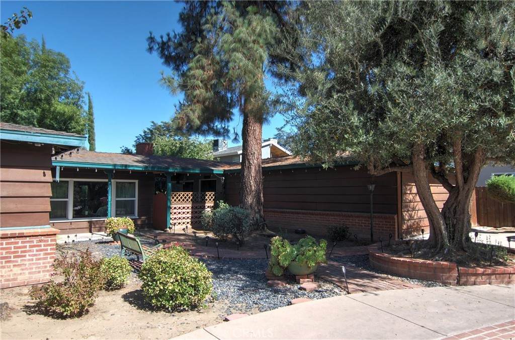 https://bt-photos.global.ssl.fastly.net/socal/orig_boomver_2_448584769-2.jpg