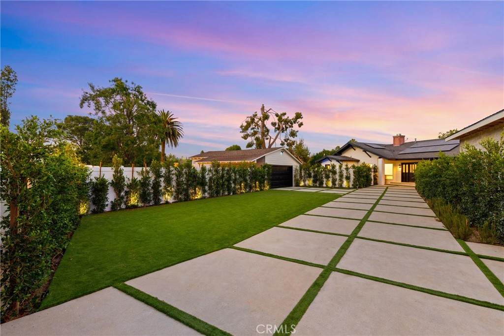 https://bt-photos.global.ssl.fastly.net/socal/orig_boomver_2_448600393-2.jpg