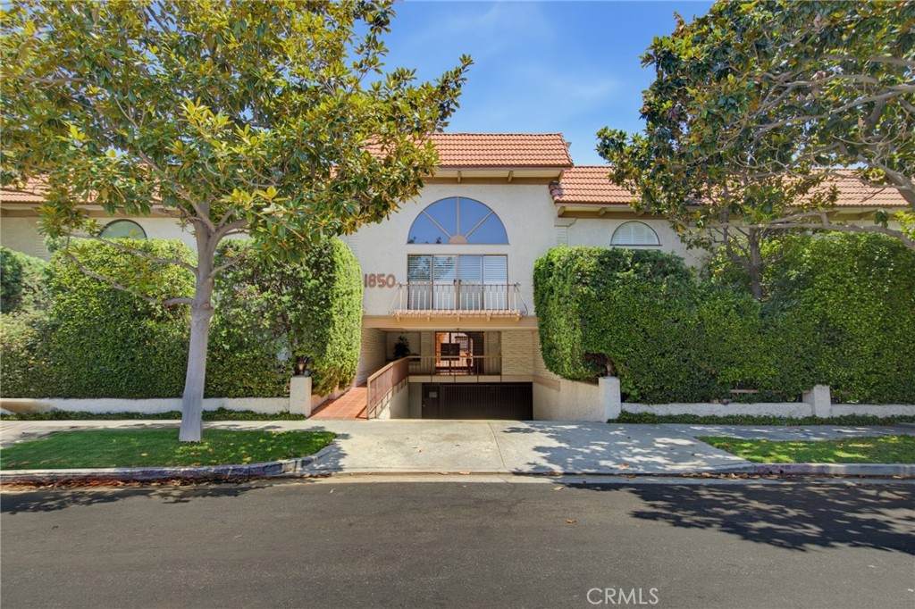 1850 Midvale Avenue - Photo 1