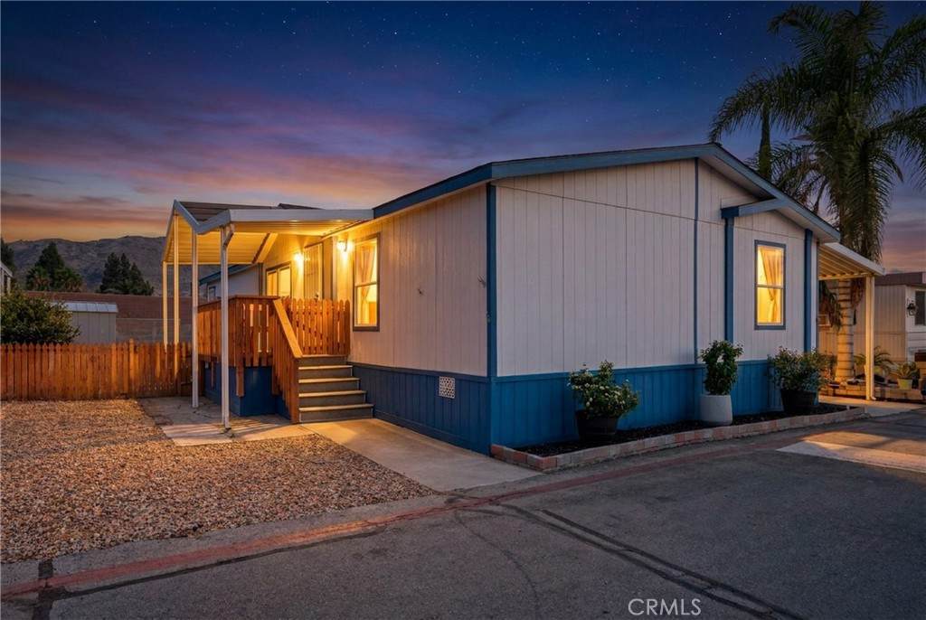 22111 Newport - Photo 1