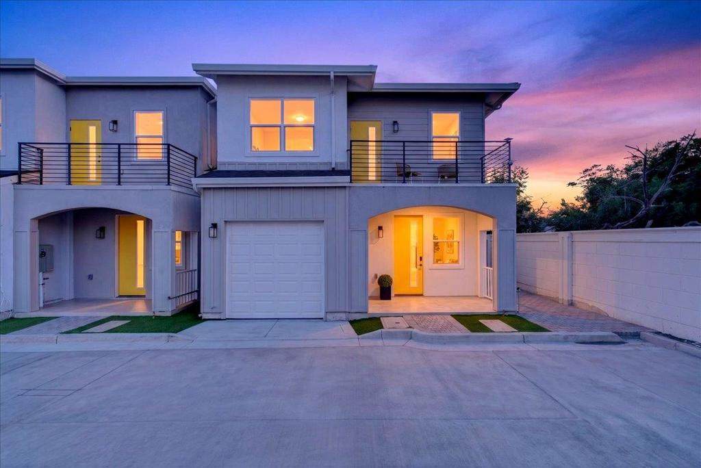 861 Connie Lane - Photo 1