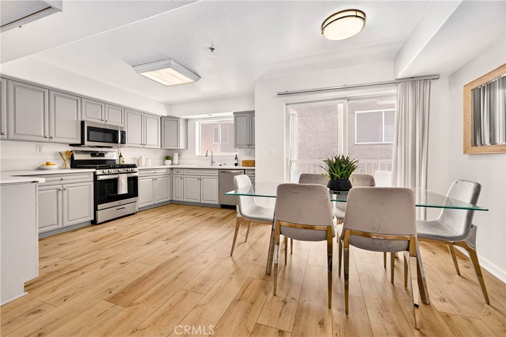 6446 Woodley Avenue - Photo 1