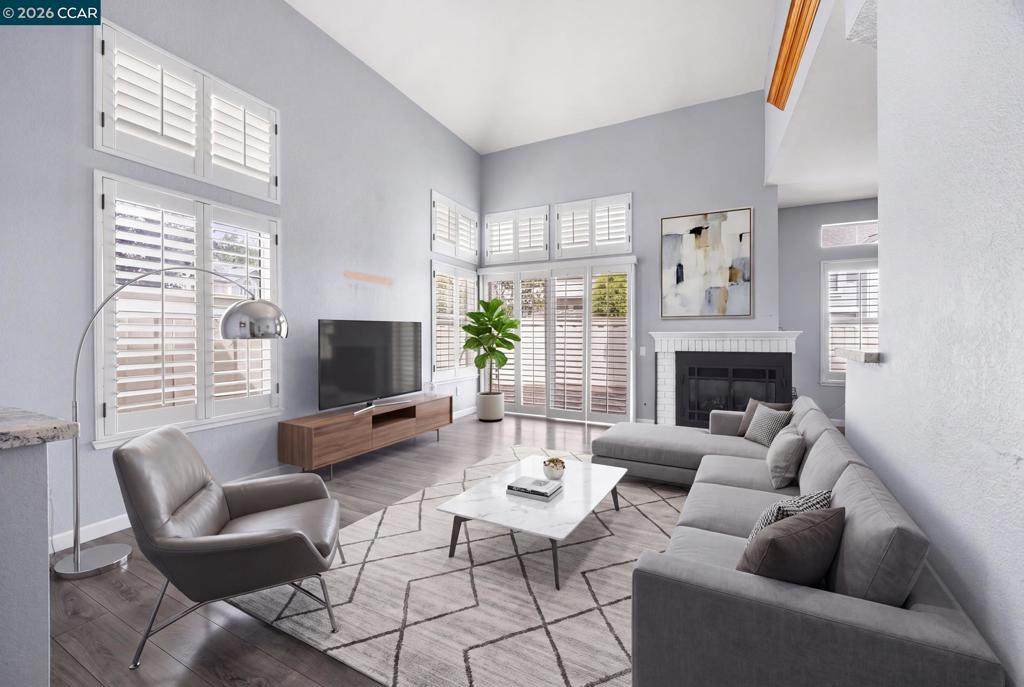 407 Wildwood - Photo 1