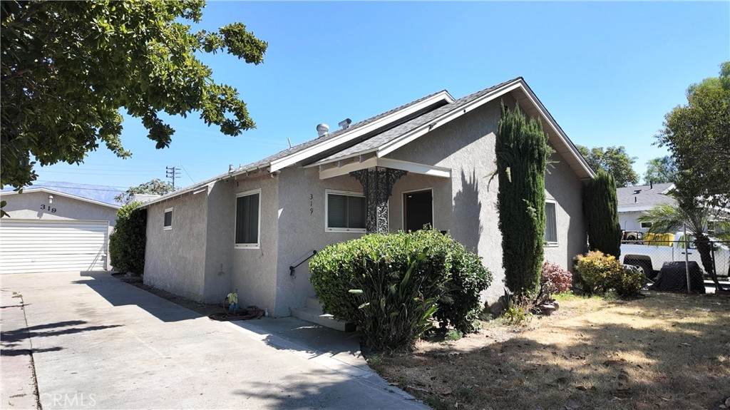 319 Park - Photo 1