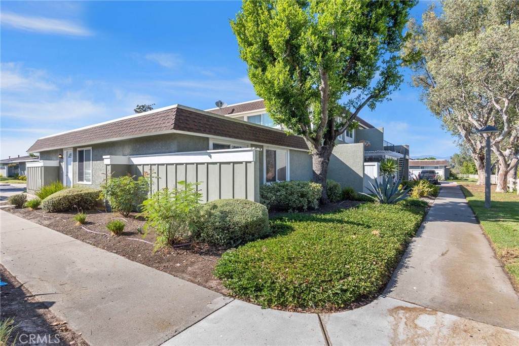 https://bt-photos.global.ssl.fastly.net/socal/orig_boomver_2_521571651-2.jpg