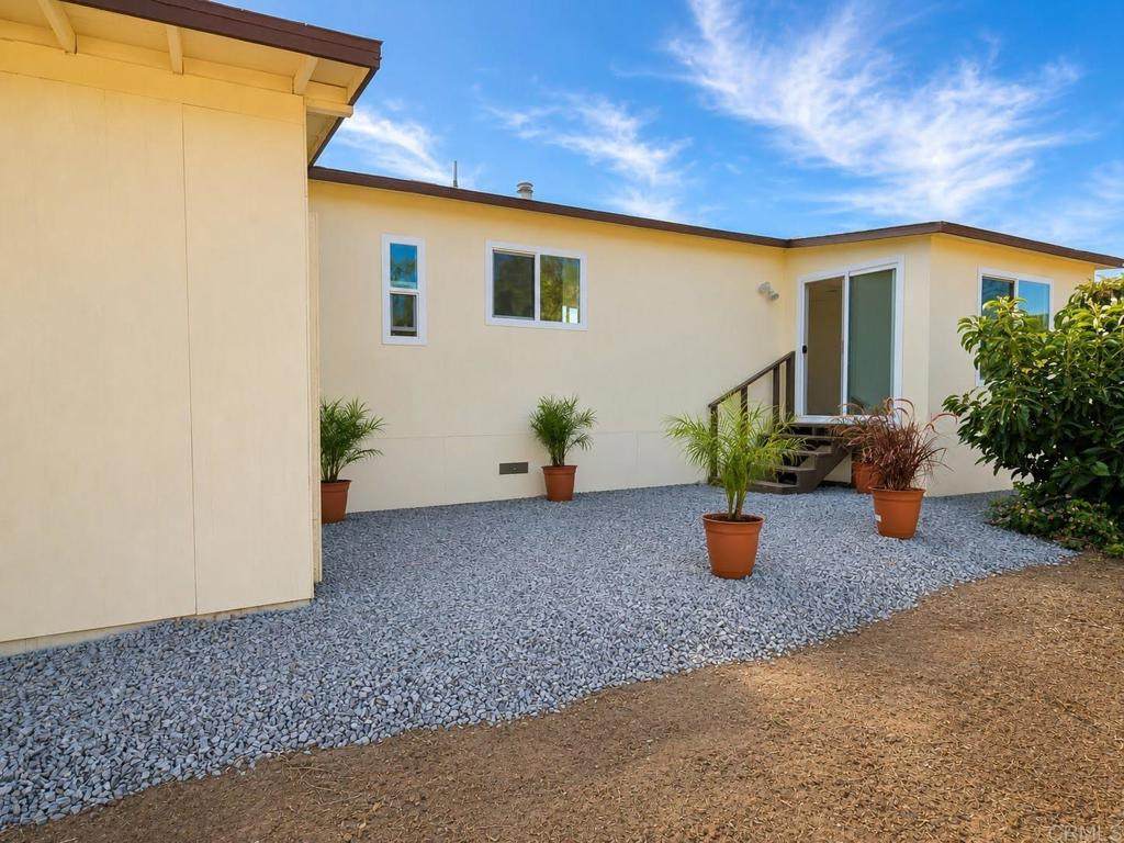 https://bt-photos.global.ssl.fastly.net/socal/orig_boomver_2_527556256-2.jpg