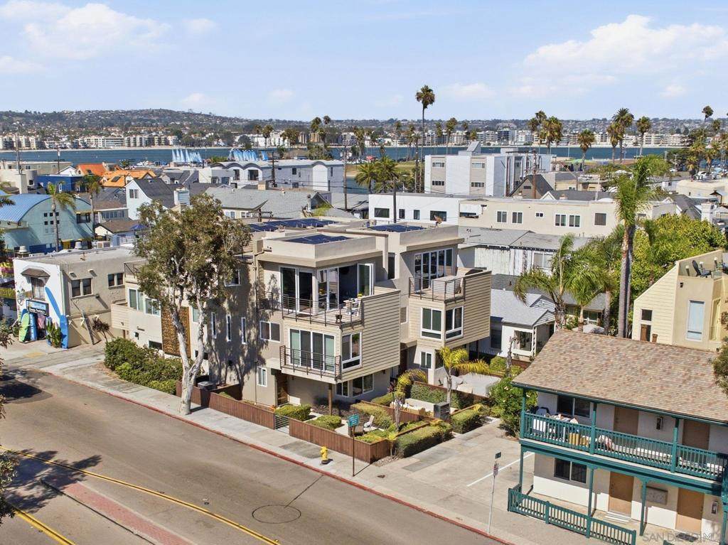https://bt-photos.global.ssl.fastly.net/socal/orig_boomver_2_529928335-2.jpg