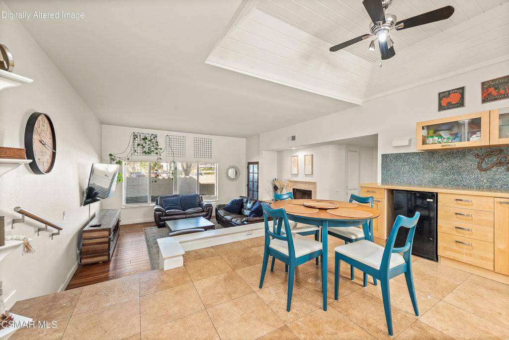 3162 Darby Street - Photo 1
