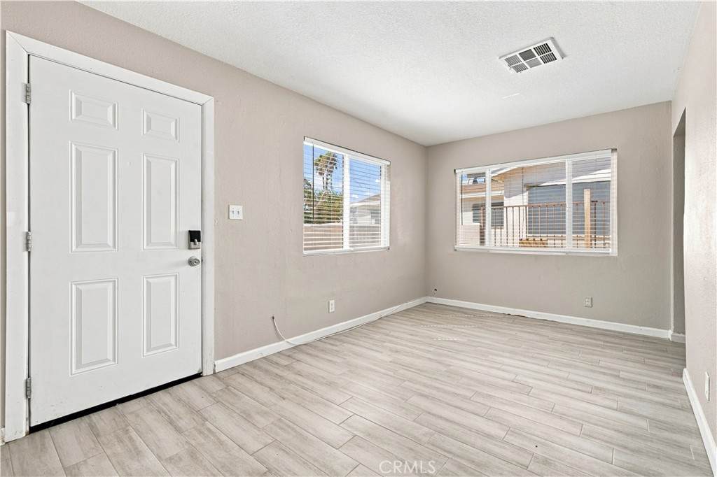 https://bt-photos.global.ssl.fastly.net/socal/orig_boomver_1_550332381-2.jpg