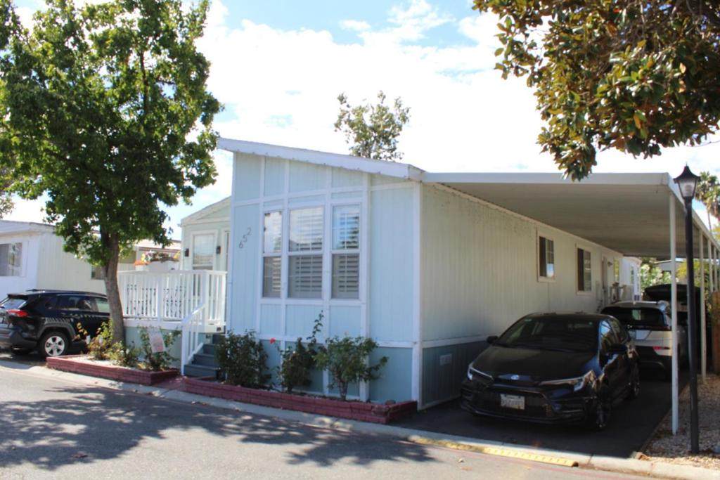 https://bt-photos.global.ssl.fastly.net/socal/orig_boomver_2_550379476-2.jpg
