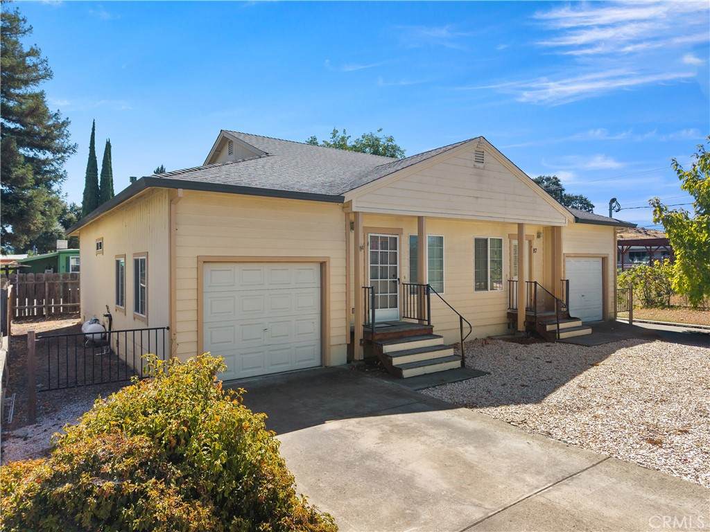 85 Royale Avenue - Photo 1