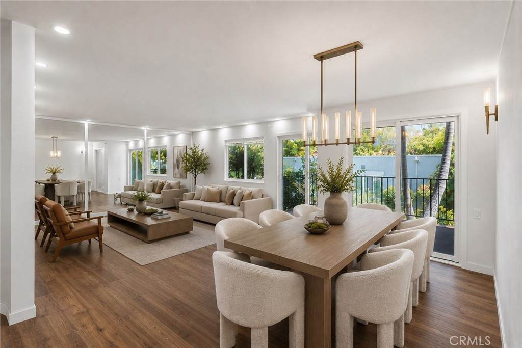 2354 Via Mariposa - Photo 1