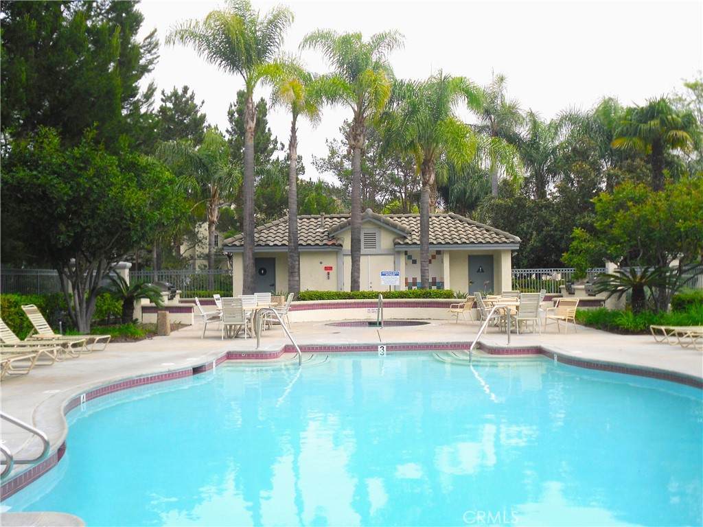 https://bt-photos.global.ssl.fastly.net/socal/orig_boomver_2_550550410-2.jpg