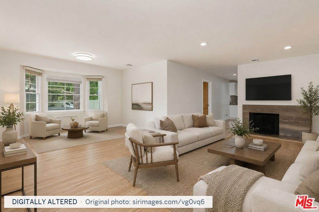 11375 Montana Avenue - Photo 1
