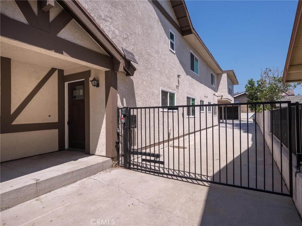 https://bt-photos.global.ssl.fastly.net/socal/orig_boomver_2_561328887-2.jpg