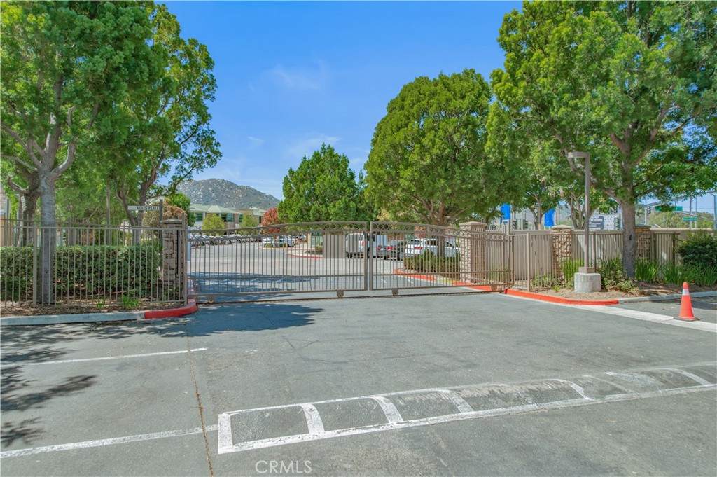 https://bt-photos.global.ssl.fastly.net/socal/orig_boomver_2_564389577-2.jpg