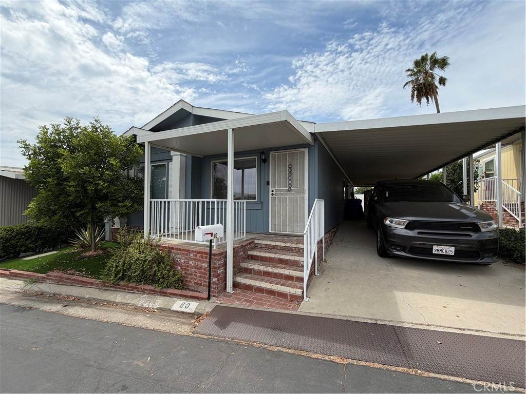 2692 Highland Avenue - Photo 1