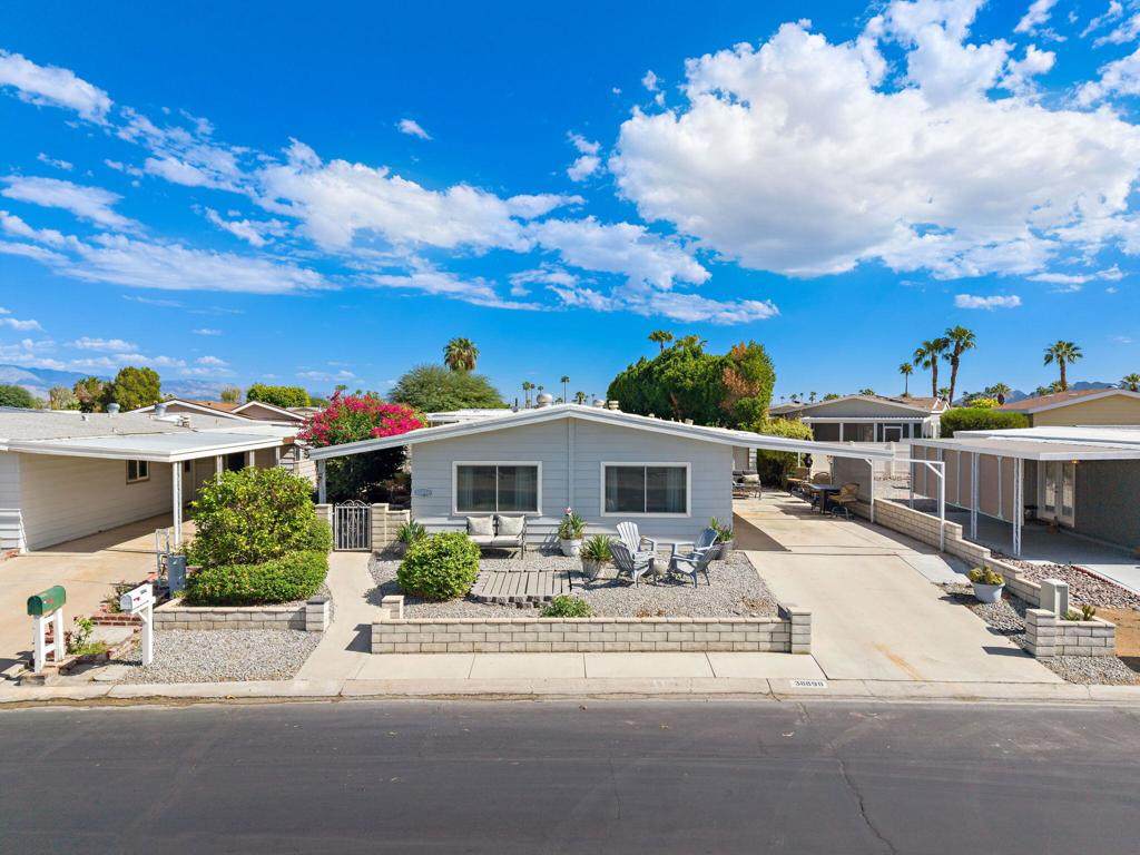 38890 Desert Greens Drive - Photo 1