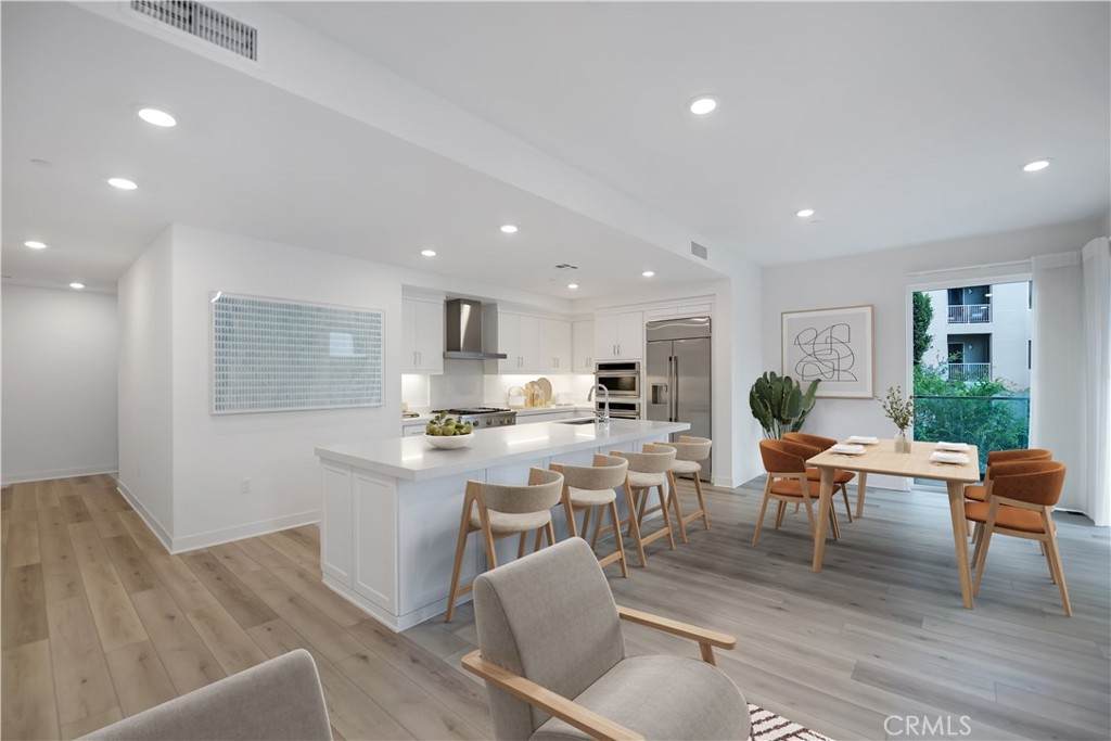 1210 Rivington - Photo 1