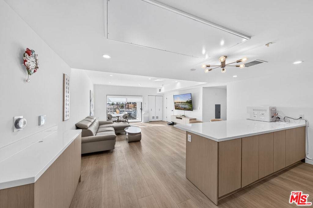 https://bt-photos.global.ssl.fastly.net/socal/orig_boomver_2_630602339-2.jpg