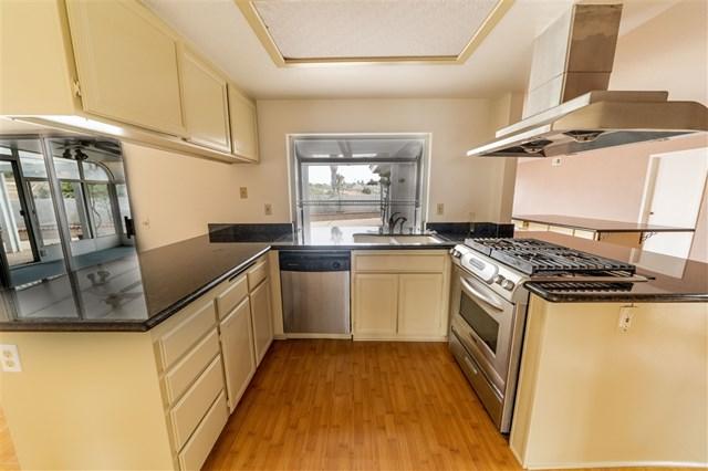 806 Crosspoint Ct - Photo 1