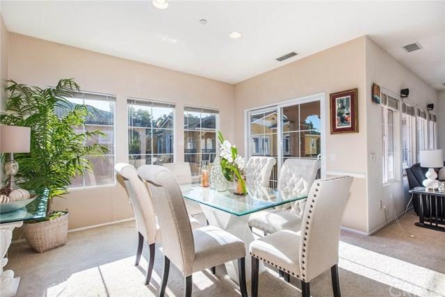 21 Carnation - Photo 1