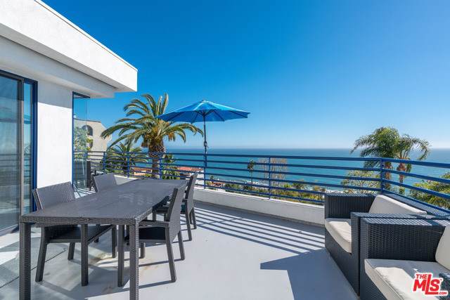 21566 Rambla - Photo 1