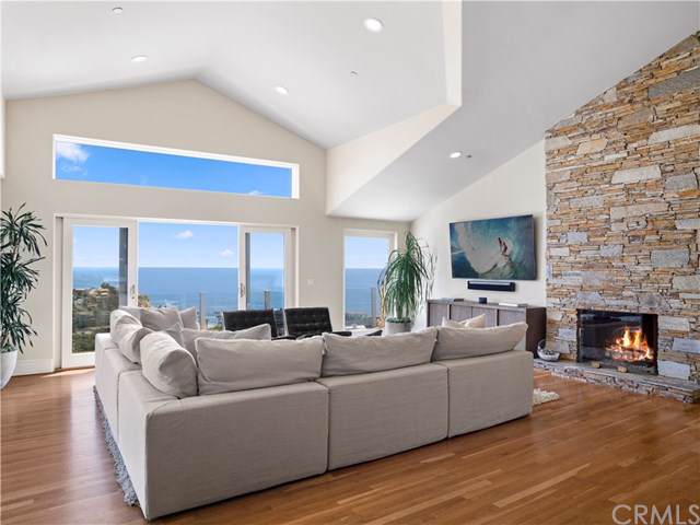 1020 Emerald Bay - Photo 1