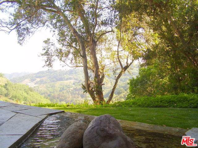 3193 Benedict Canyon Drive - Photo 1