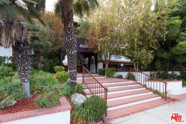 5229 Balboa Boulevard - Photo 1