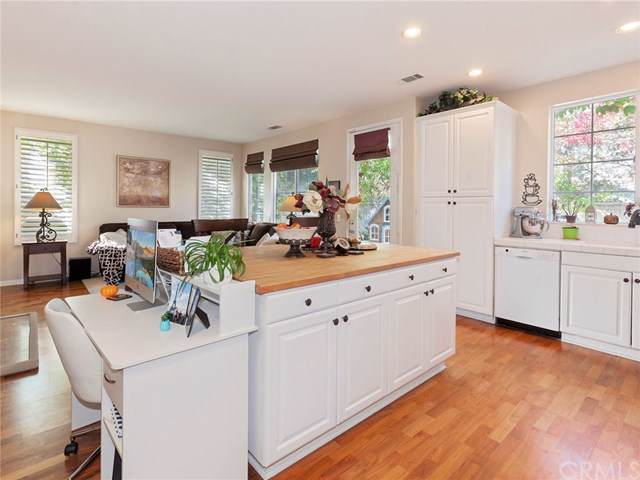 122 Arden - Photo 1