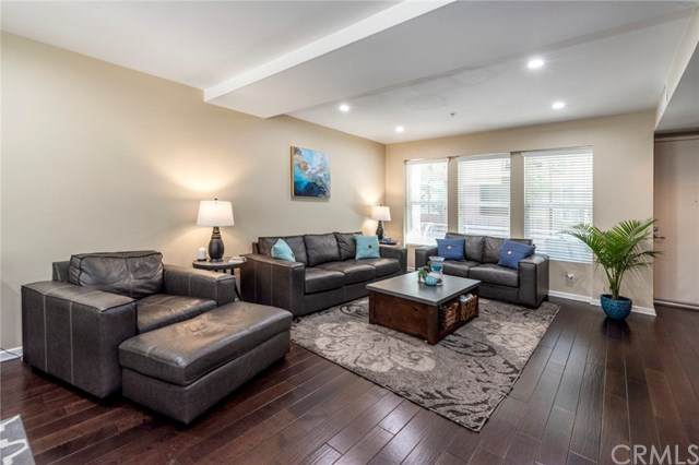 406 Jeanette Lane - Photo 1