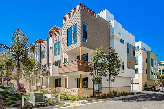 1688 Monarch - Photo 1