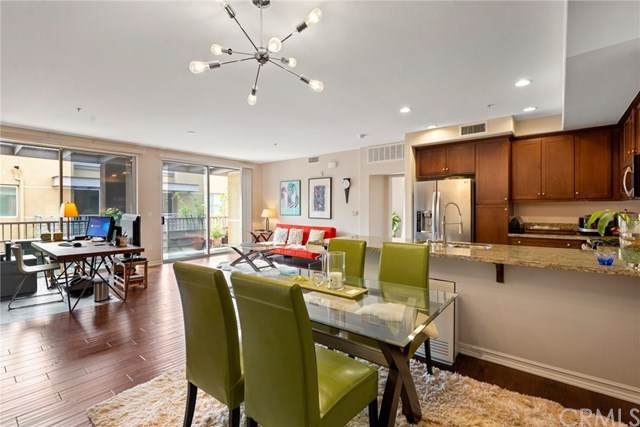 629 Traction Avenue - Photo 1