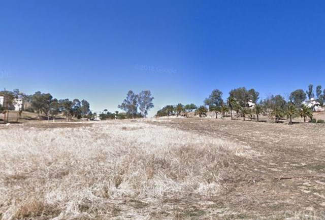 37816305 Herbert - Photo 1