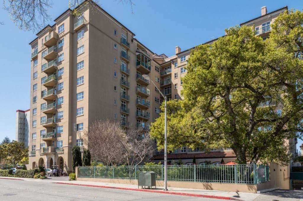 1 Baldwin Avenue - Photo 1