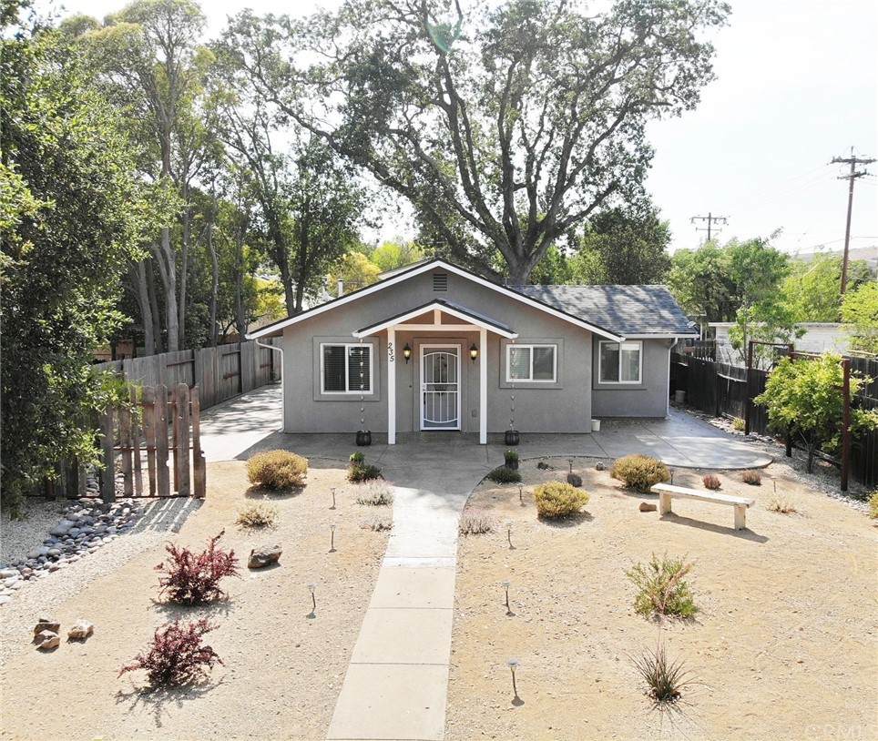 235 Oak Street - Photo 1