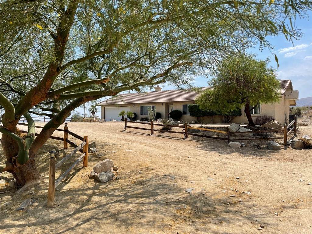 8850 Navajo Trail - Photo 1