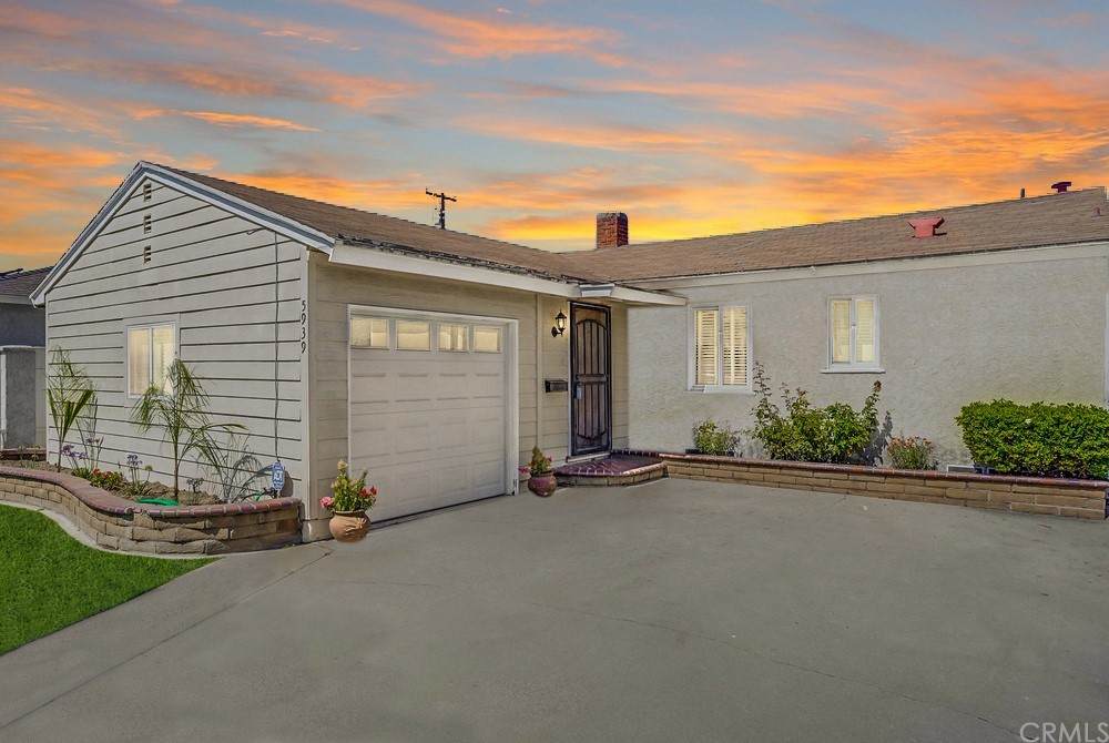 5939 Dagwood Avenue - Photo 1