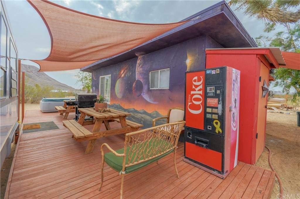 58562 Applegate Way - Photo 1