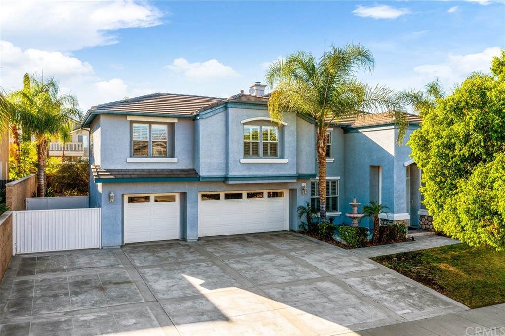 3152 Pinehurst Drive - Photo 1
