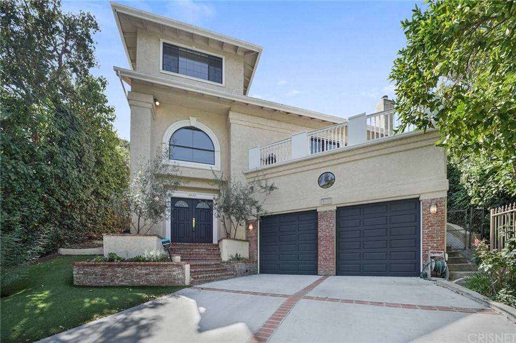 3633 Goodland Avenue - Photo 1