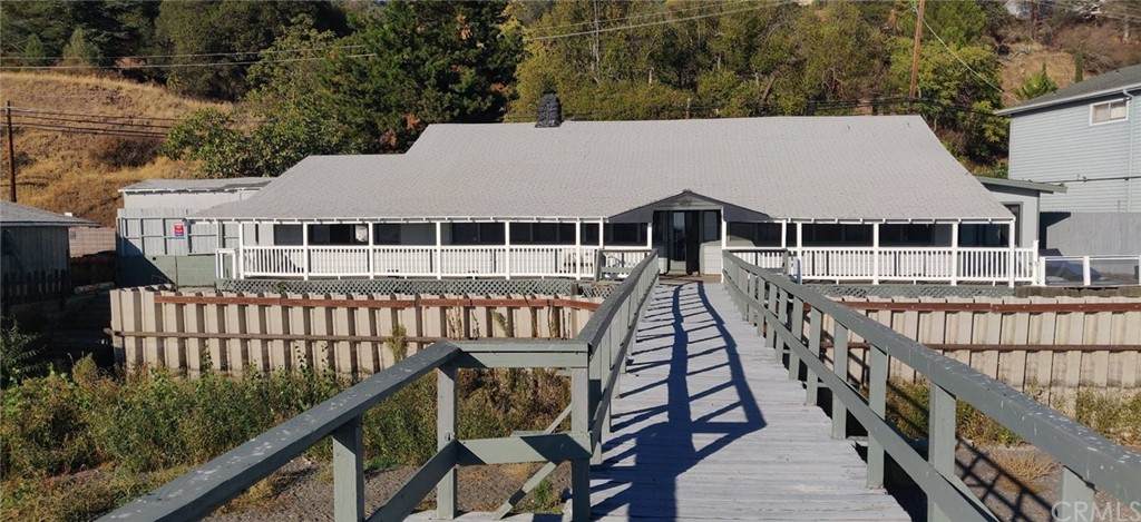 6625 East State Highway 20 - Photo 1