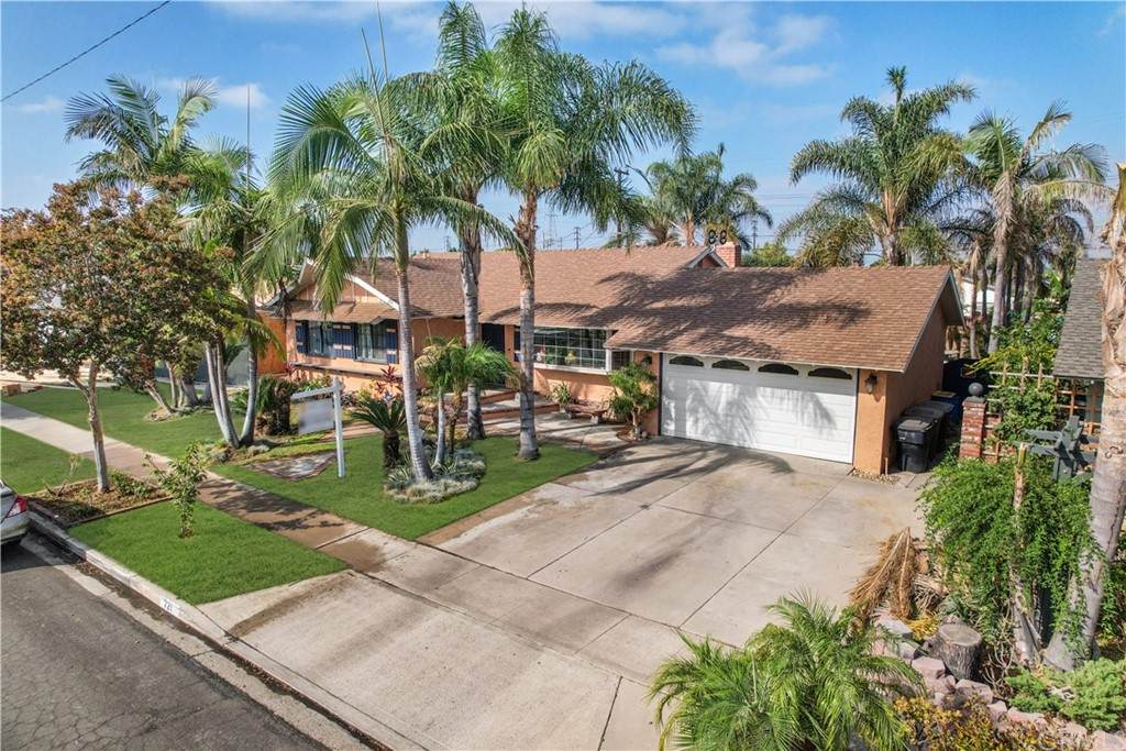 721 Verona Street - Photo 1