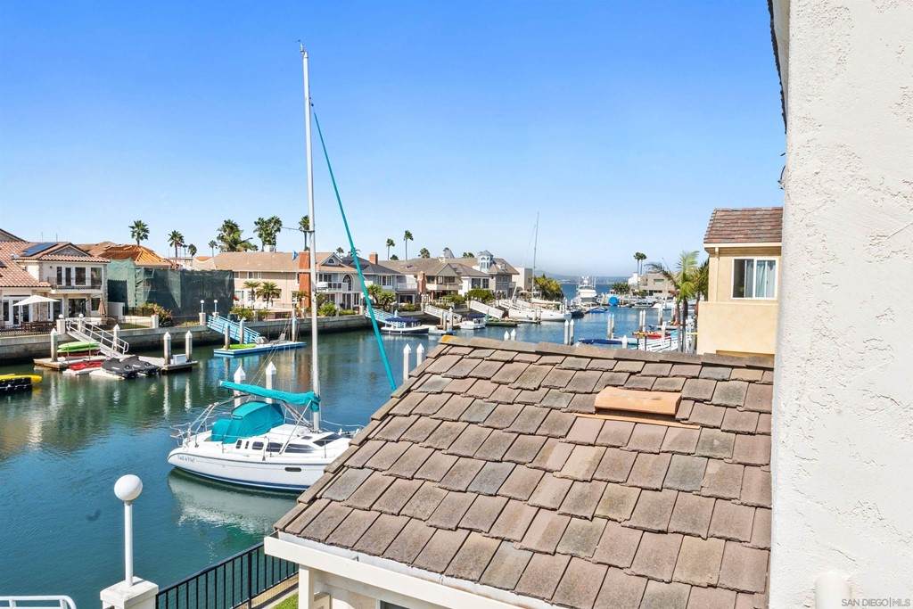 46 Spinnaker Way - Photo 1