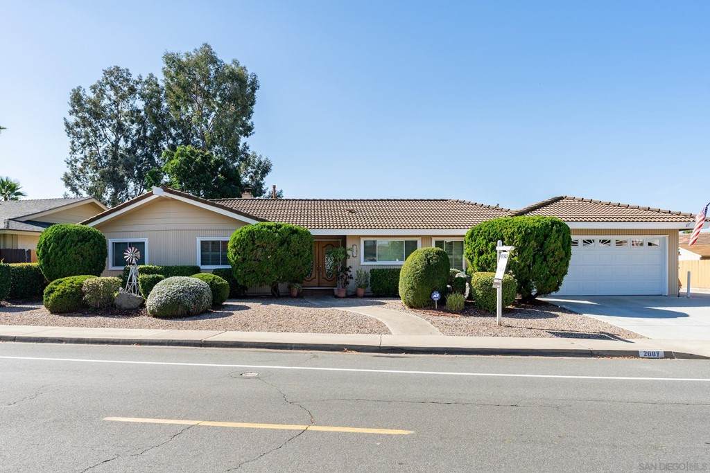 2087 Windmill View Rd - Photo 1