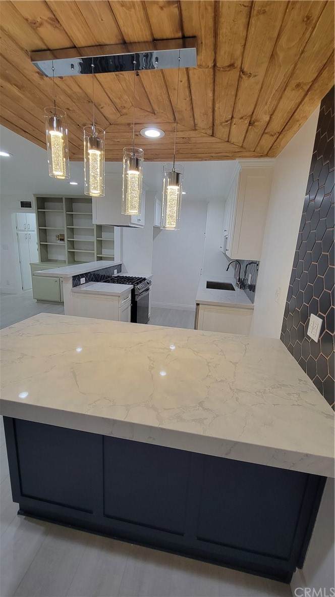 1414 Fairfax Avenue - Photo 1