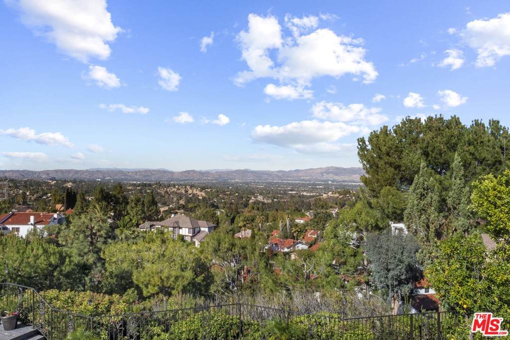 3931 Vista Linda Drive - Photo 1