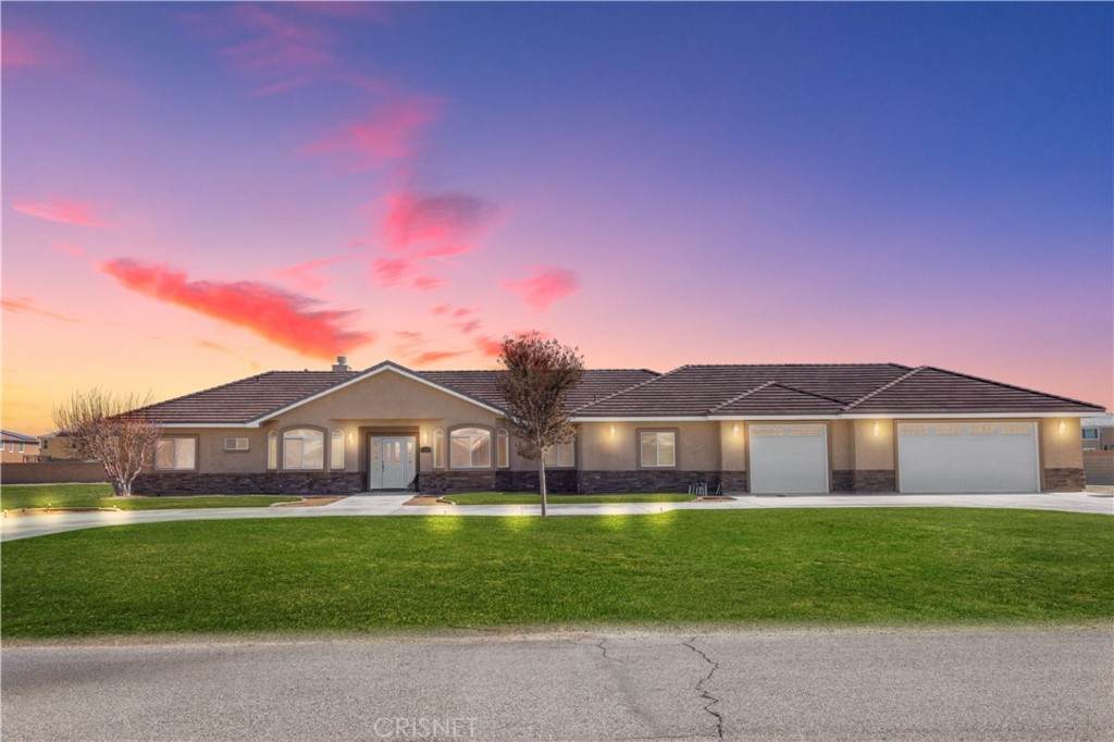 43944 Appaloosa Drive - Photo 1